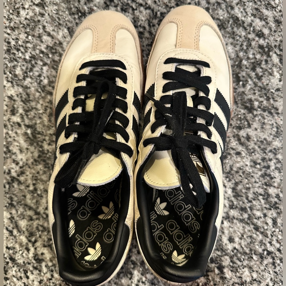 Adidas Women's Samba OG size 10